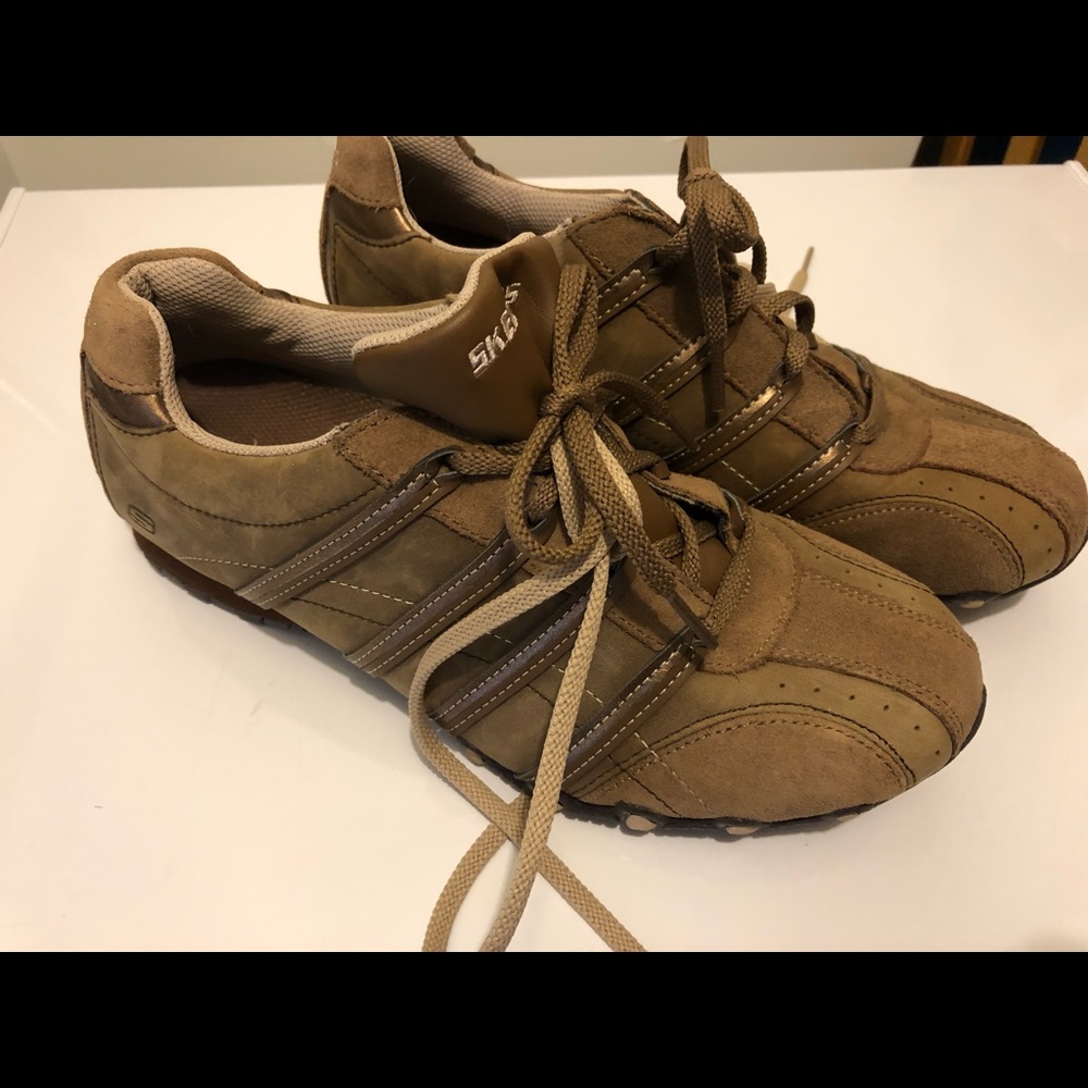 Women’s sketchers